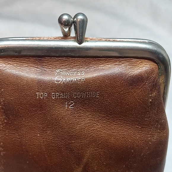 Princess Gardner cowhide coin purse - Picture 3 of 7